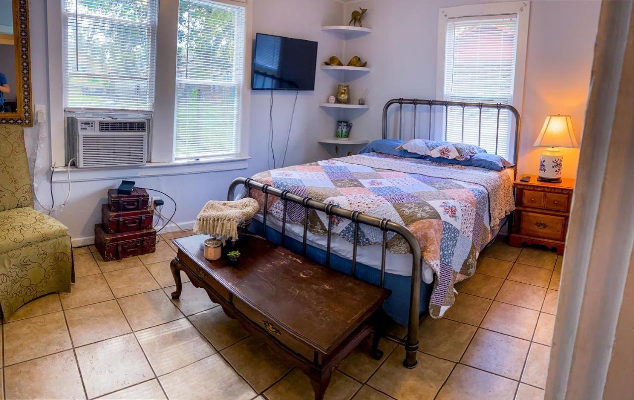 Private Home In Ocala With Fenced Yard, Piano, Central Location, Pets Welcome Eksteriør bilde